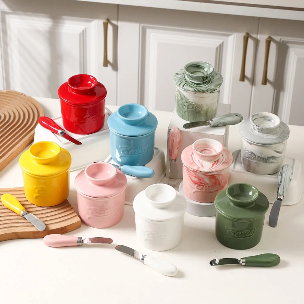 

Creative Ceramic Butter Dish with Water Sealed Lid Cheese Storage Jar Kitchen Gadget for Freshness Preservation