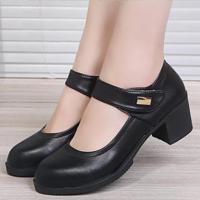 

Женские милые удобные черные туфли-лодочки на высоком каблуке с пряжкой и ремешком, женские повседневные противоскользящие черные стильные уличные туфли