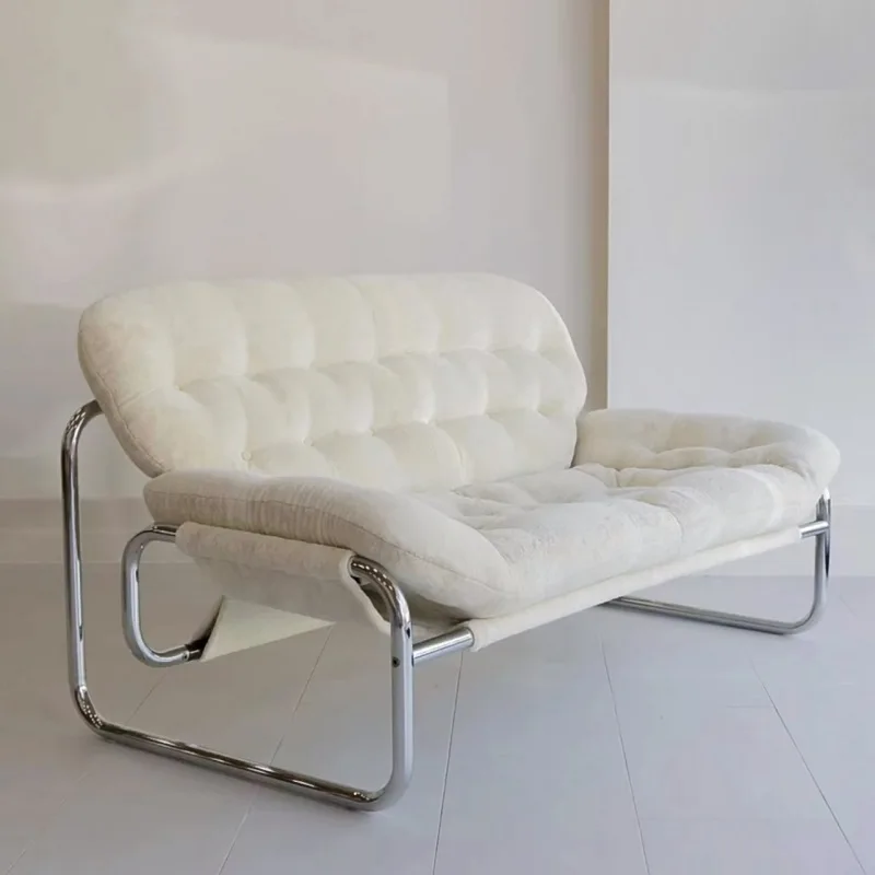 

Medieval Bauhaus sofa designer clothing store beauty salon reception sofa double triple chenille velvet sofa