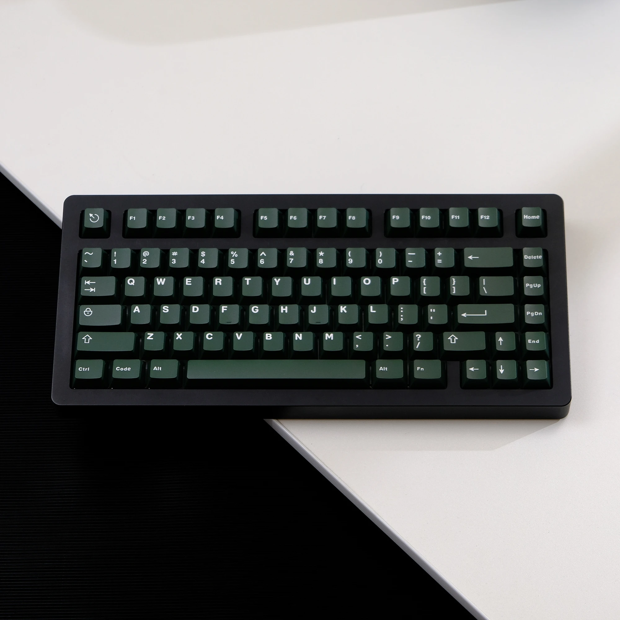 Aifei 121 Keycaps Blackish Dark Green ABS Double Shot Cherry Height for Mechanical Keyboard Anne Pro 2 Ajazz ak820 AULA F75 Game