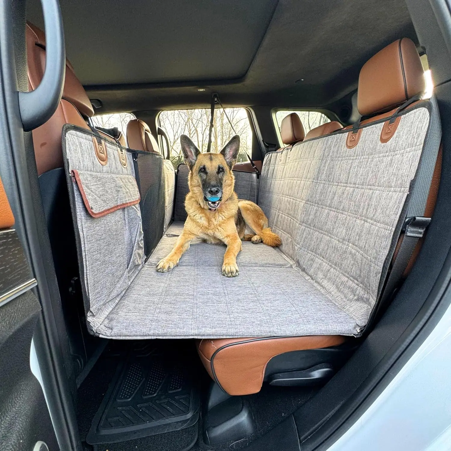 100% Waterproof Hard Bottom Dog Car Seat Cover, with Door Covers Seat Extender with Mesh Window and Storage Pockets，Travel Bed