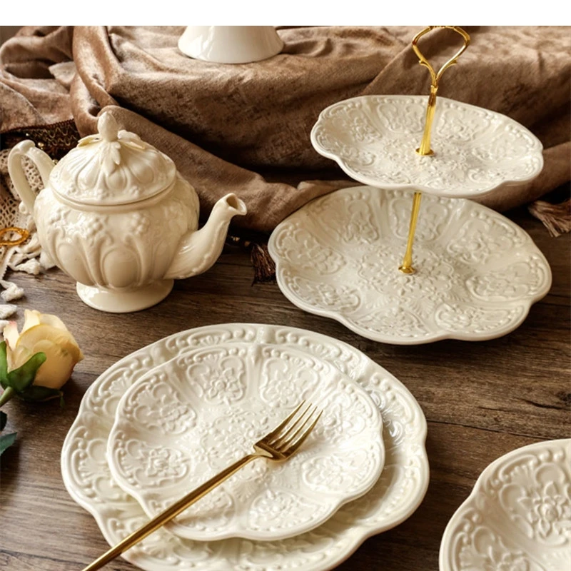 European Ceramic Dessert Plate Relief Tableware Wedding Party Candy Fruit Cake Family Dinner BBQ Steak