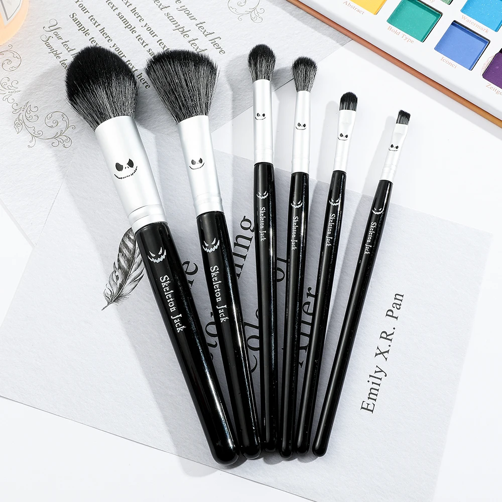 Disney Fashion Cartoon Anime The Nightmare Before Christmas Makeup Brushes Gifts Set Cute Cartoon Figure Accessories Blush Brush