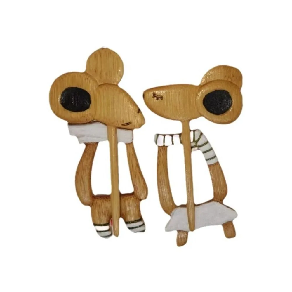 Exquisite Kangaroo Wooden Brooch Puppy Cartoon Animal Sweater Pin Wood Mouse Kitty Scarf Buckle Clothing Accessory