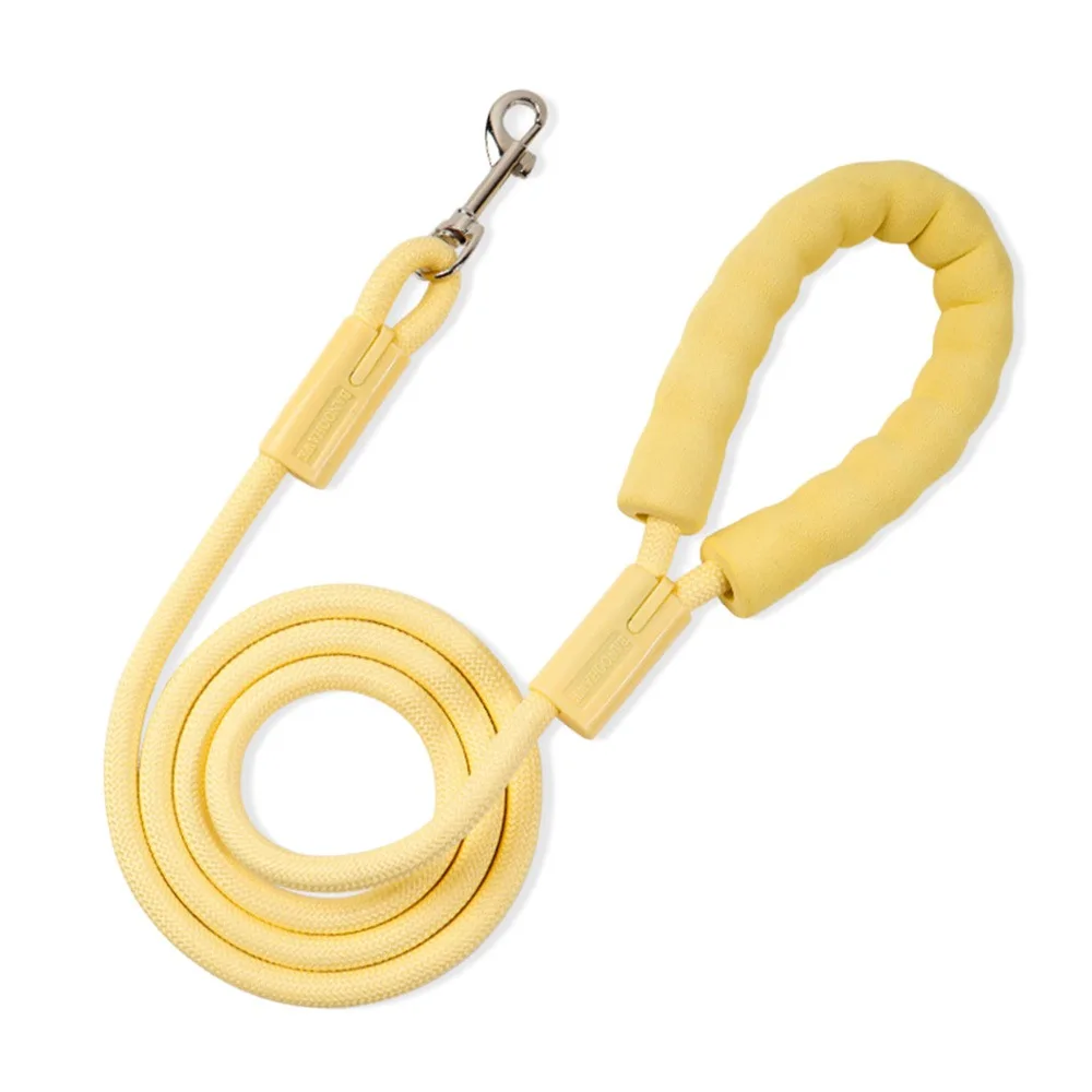 

Universal Dopamine Dog Leashes with Cotton Handle Adjustable Pet Training Rope Nylon Anti-Lost Pet Supplies Pet