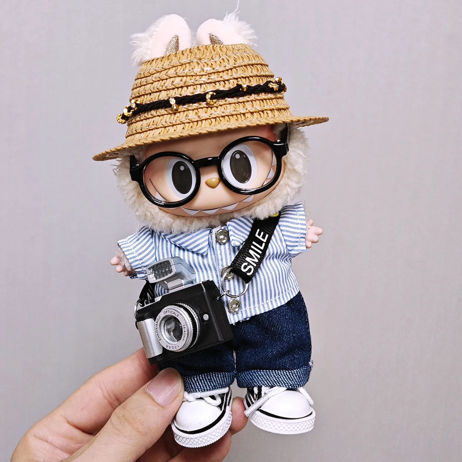 Labubu Keychain Clothes Classic Summer Striped Shirt and Denim Jeans Outfit for 1-3 Gen Daily Commuting Wear Vinyl Figure