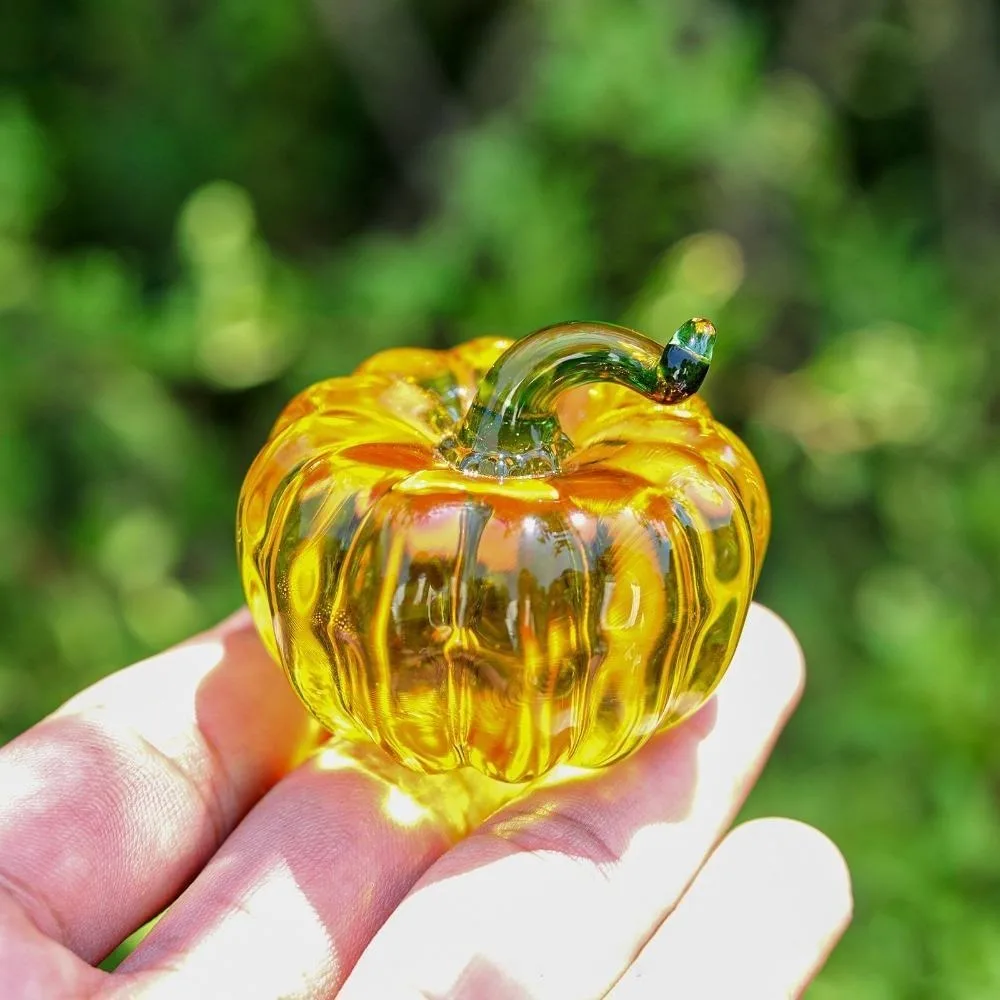 1PC Mini Glass Pumpkin Decor Crystal Figurine with Shimmering Effect Perfect Autumn Accent for Halloween Thanksgiving Home Decor