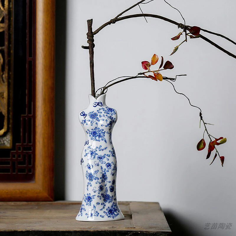 Creative Blue White Porcelain Ceramic Vase Floral Ware Chinese Style Cheongsam Dried Flower Arrangement Ornament Decoration