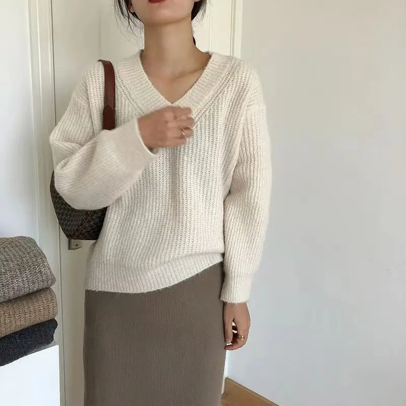 Grey V-neck Knitted Top For Women White Pullover Ladies Sweaters Cheap And Elegant Hot Offers Long Sleeve In Promotion Modern