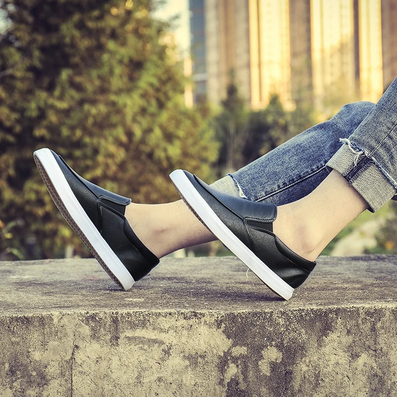 

Men'S Casual Wear Anti Slip And Wear-Resistant Flat Shoes Suitable For Outdoor Walking Indoor Office Multi-Color Selection 39-44