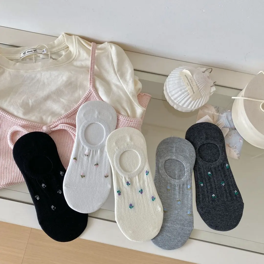 meias-invisiveis-florais-antiderrapantes-de-silicone-elasticas-confortaveis-slip-on-primavera-verao-outono-novo-estilo-meias