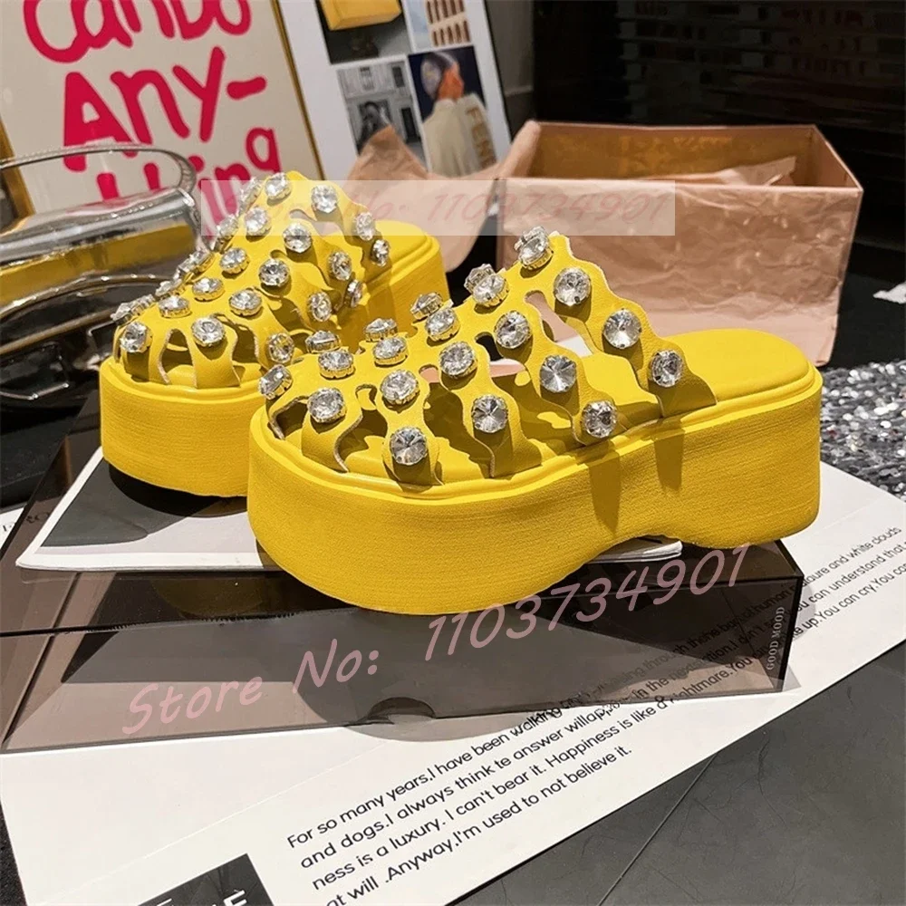 

Thick Soled Crystals Caged Slippers Female Casual Yellow Round Toe Platform High Heels Mules Women Sexy Party Outdoor Slippers