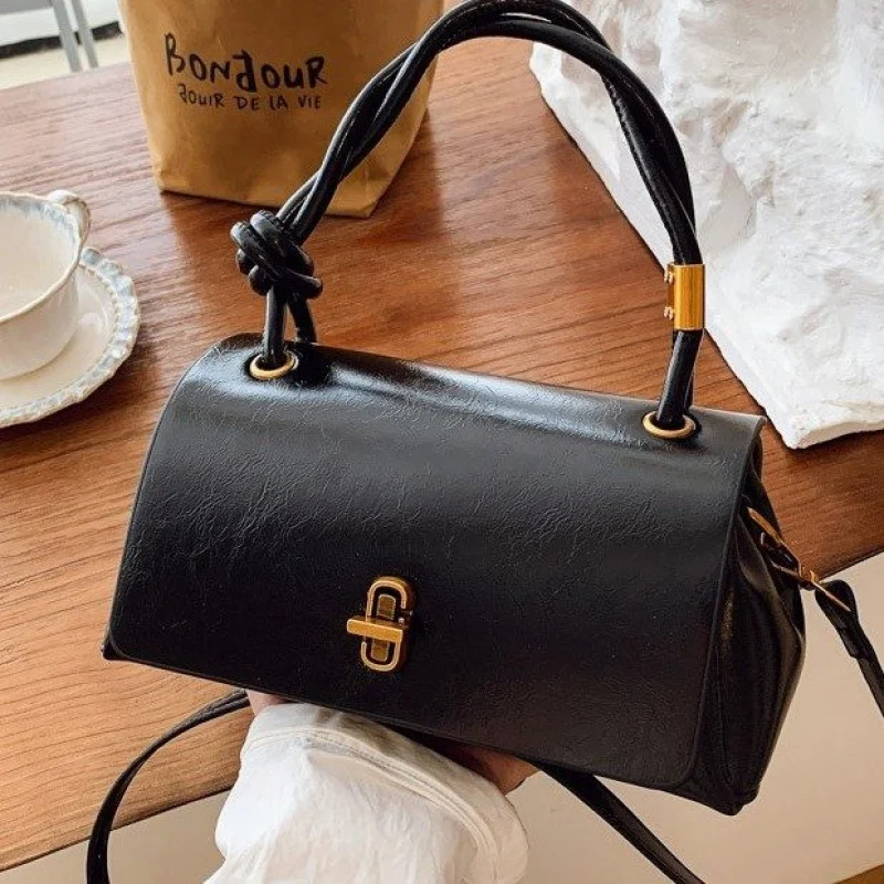 

Women's Handbag Made Of Gully-Printed Leather Featuring Trendy Paris Daily Refined Look​