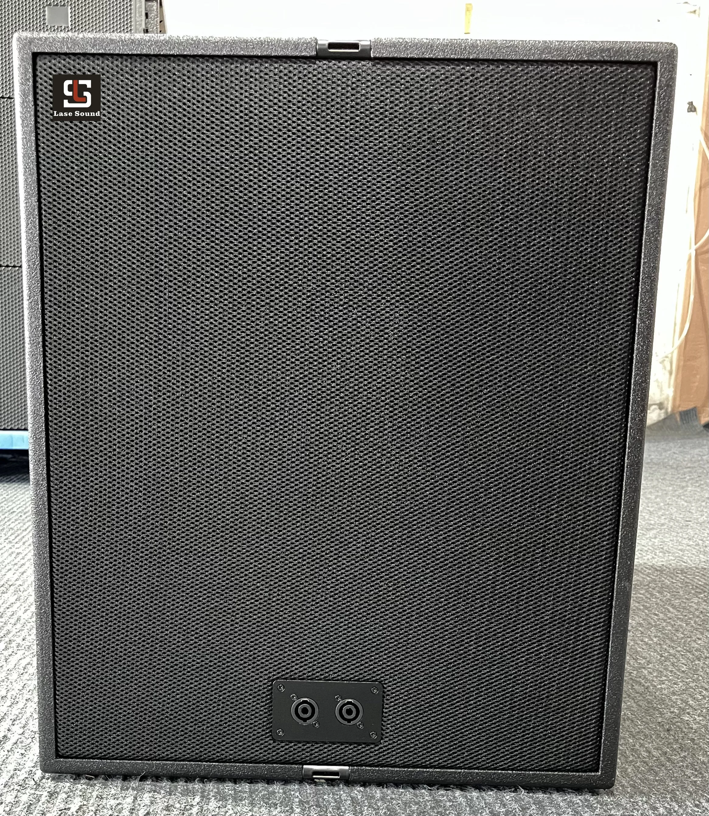 LA-B18 Professional…