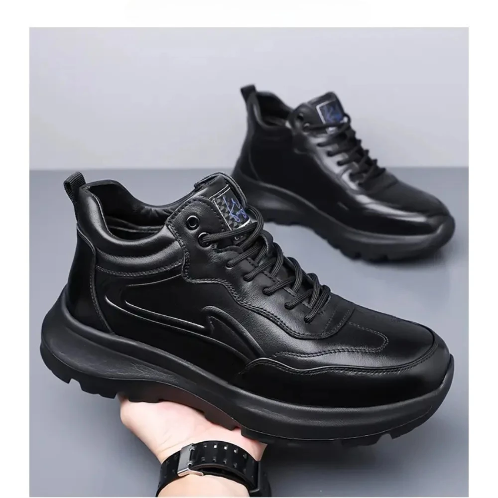 

2026 Autumn New Lightweight Men Casual Leather Sneakers Non-slip Breathable Male Outdoor Running Shoes Lace Up Soft Sport Shoes