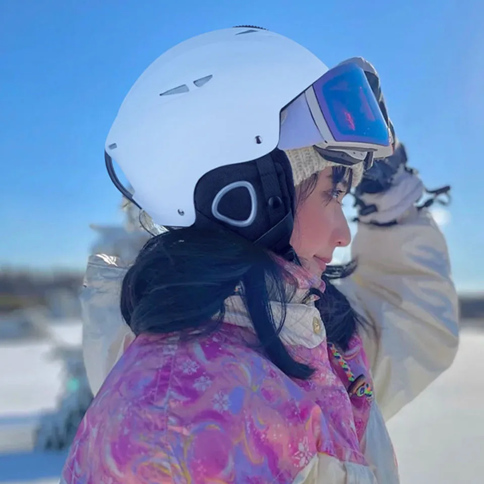 Coolfit 2022 casco da sci leggero con certificato di sicurezza casco da Snowboard integralmente modellato ciclismo sci neve uomo donna bambino bambino