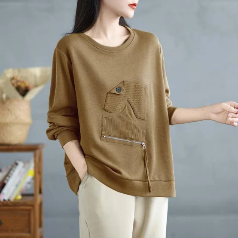 

Свободный женский топ с длинными рукавами и нерегулярным подолом с круглым вырезом