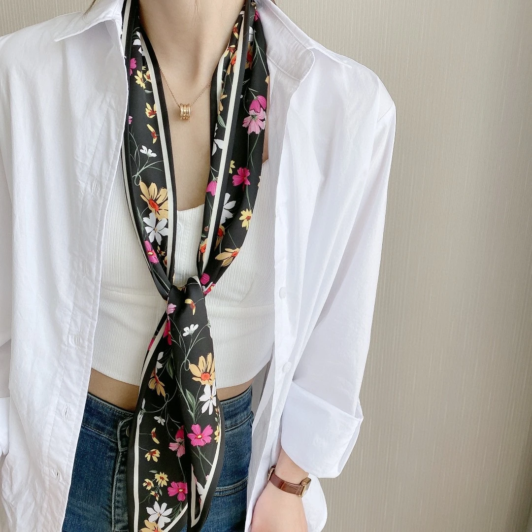 Spring/Summer Elegant Stylish Flower Lightweight Scarf  With Diagonal Corners For Women Purse Streamer Soft Satin Neckerchief