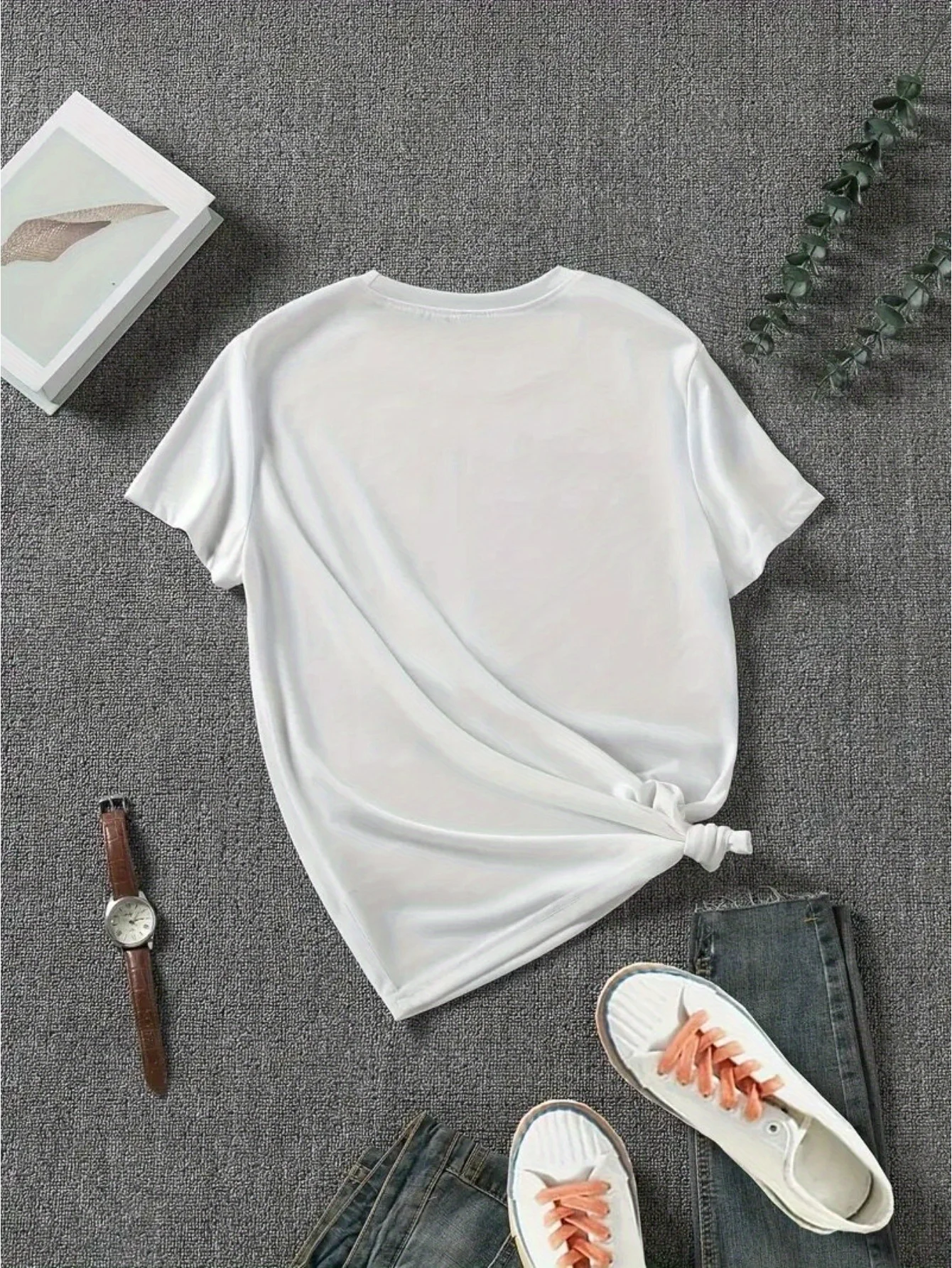 T-shirt manches col rond imprimé motif chat mignon, haut confortable, mode quotidienne, vêtements d'été pour femmes, vêtements esthétiques