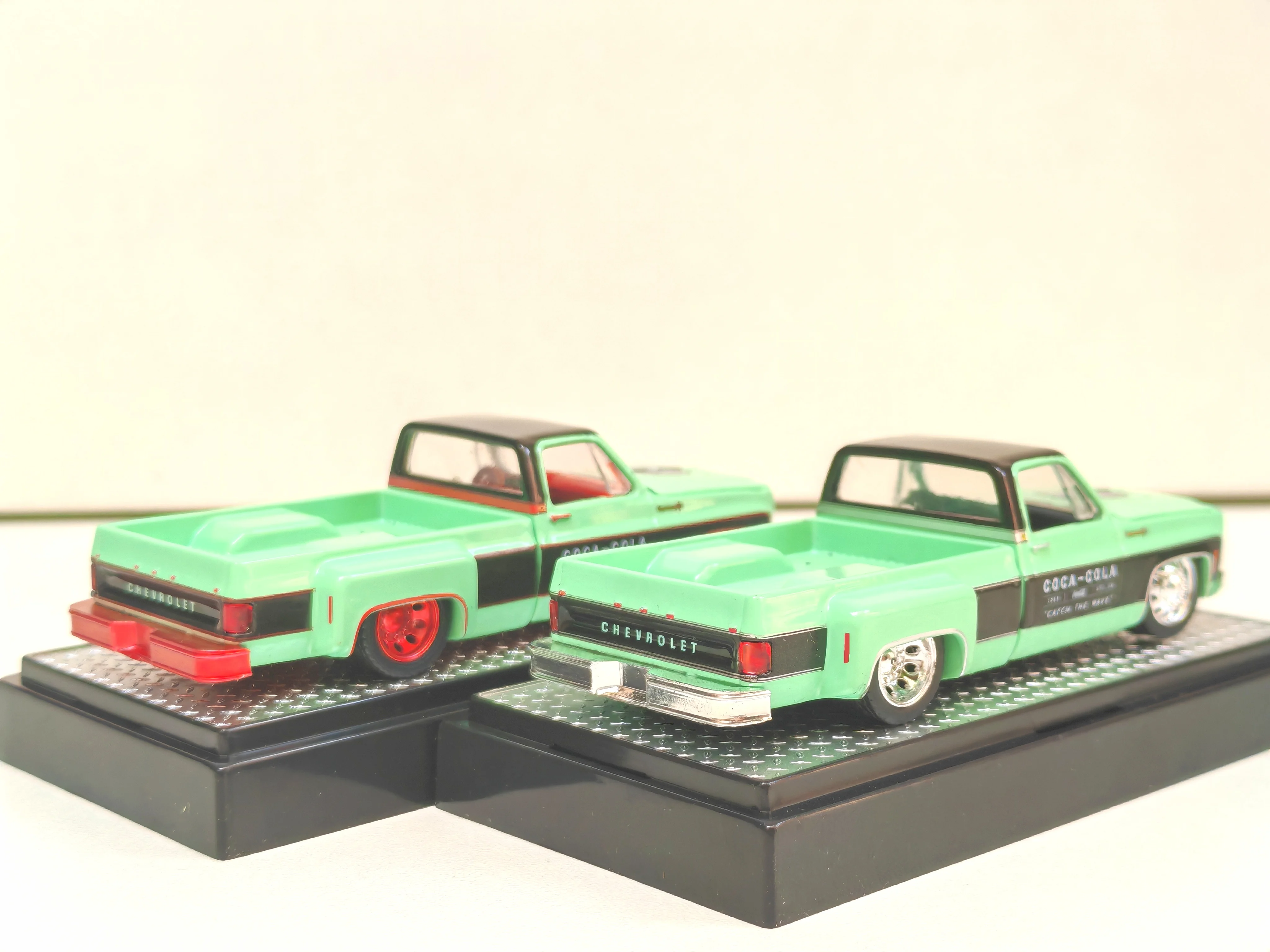 M2 Machines 1/64 1973 super 30 green Silver Red Special hub A38  Die-cast Alloy Car Model Collection Gift Toy