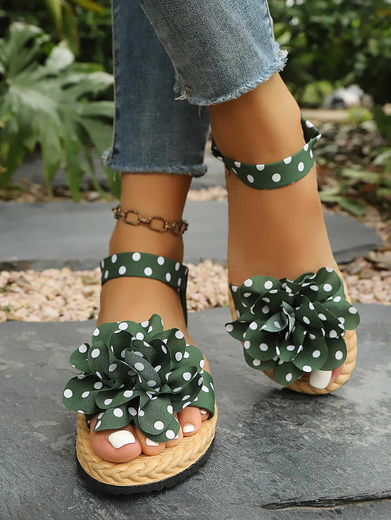 Flache Sandalen zum Hineinschlüpfen mit Schleife, Polka-Dot-Muster, weicher Boden, bequeme flache Schuhe für den Strandurlaub, Damen-Freizeitschuhe – Detail 14