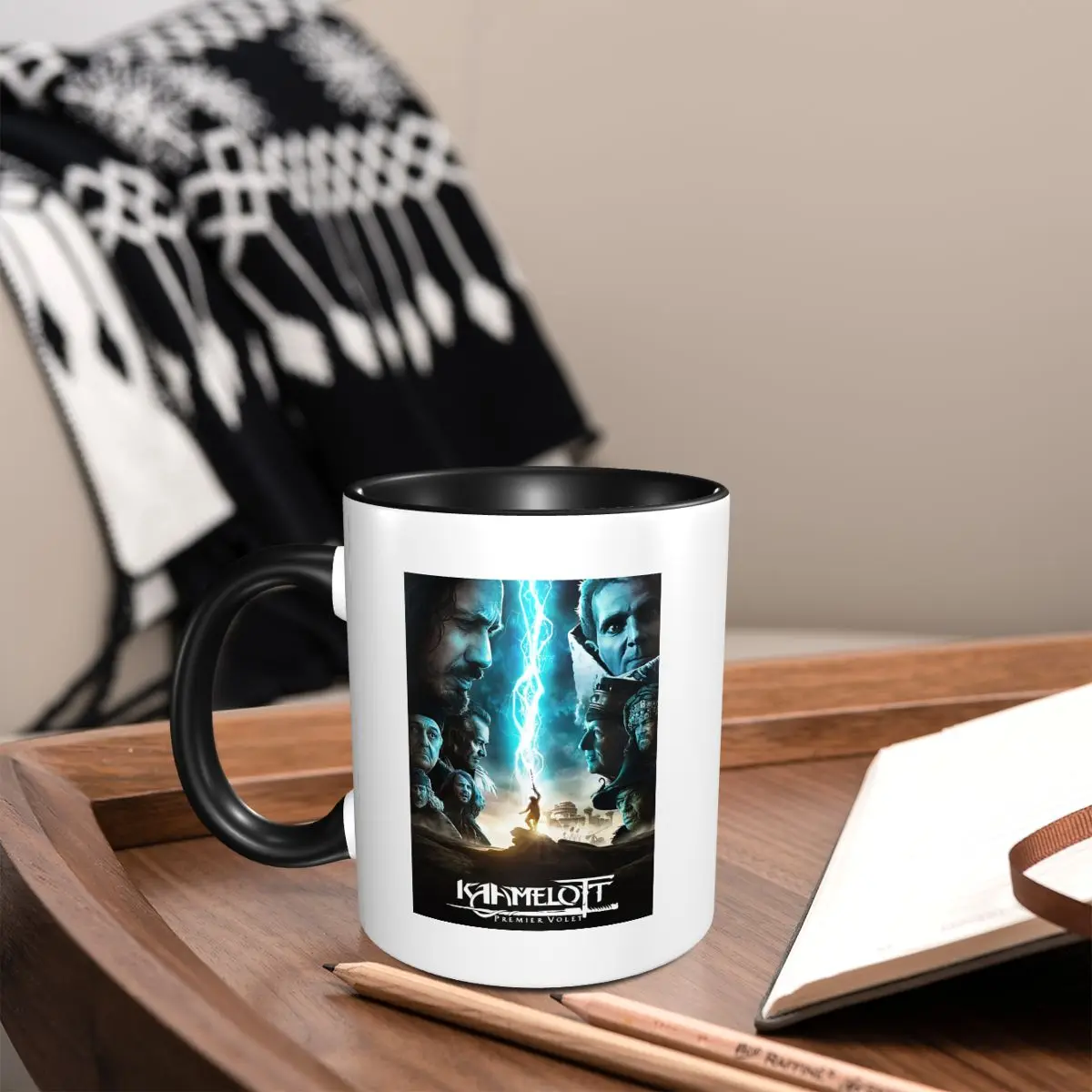 

Черная кружка с логотипом Kaamelott на сером фоне, забавные керамические кофейные чашки, чайные кружки, чашка для молока, посуда для напитков, подарок для друзей