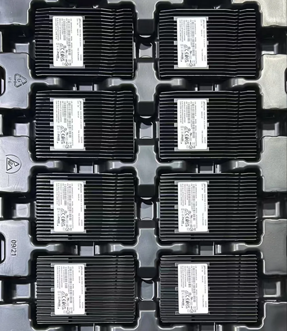 الأصلي Micron SSD 7400MAX 3.2T 1.6T U.3 Gen4X4 PCIE4.0 NVME محرك الحالة الصلبة لخادم المؤسسة جديد