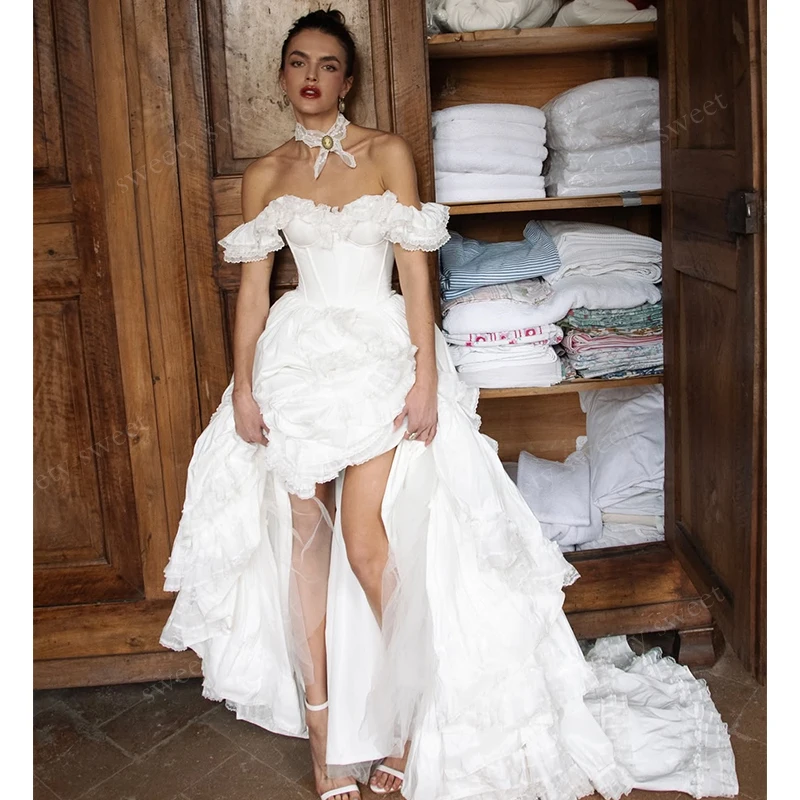 Romantic Wedding Dresses Satin With Voluminous Flowers Ball Gown Strapless Sleeveless Customized Garden Wedding Robe De Mariee