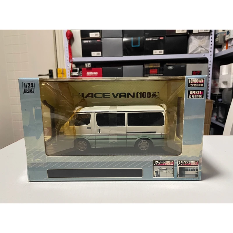 1:24 DISM HIACE Van 100 سلسلة سبيكة سيارة نموذج 18 سنتيمتر طول لعبة حلية جمع هدية