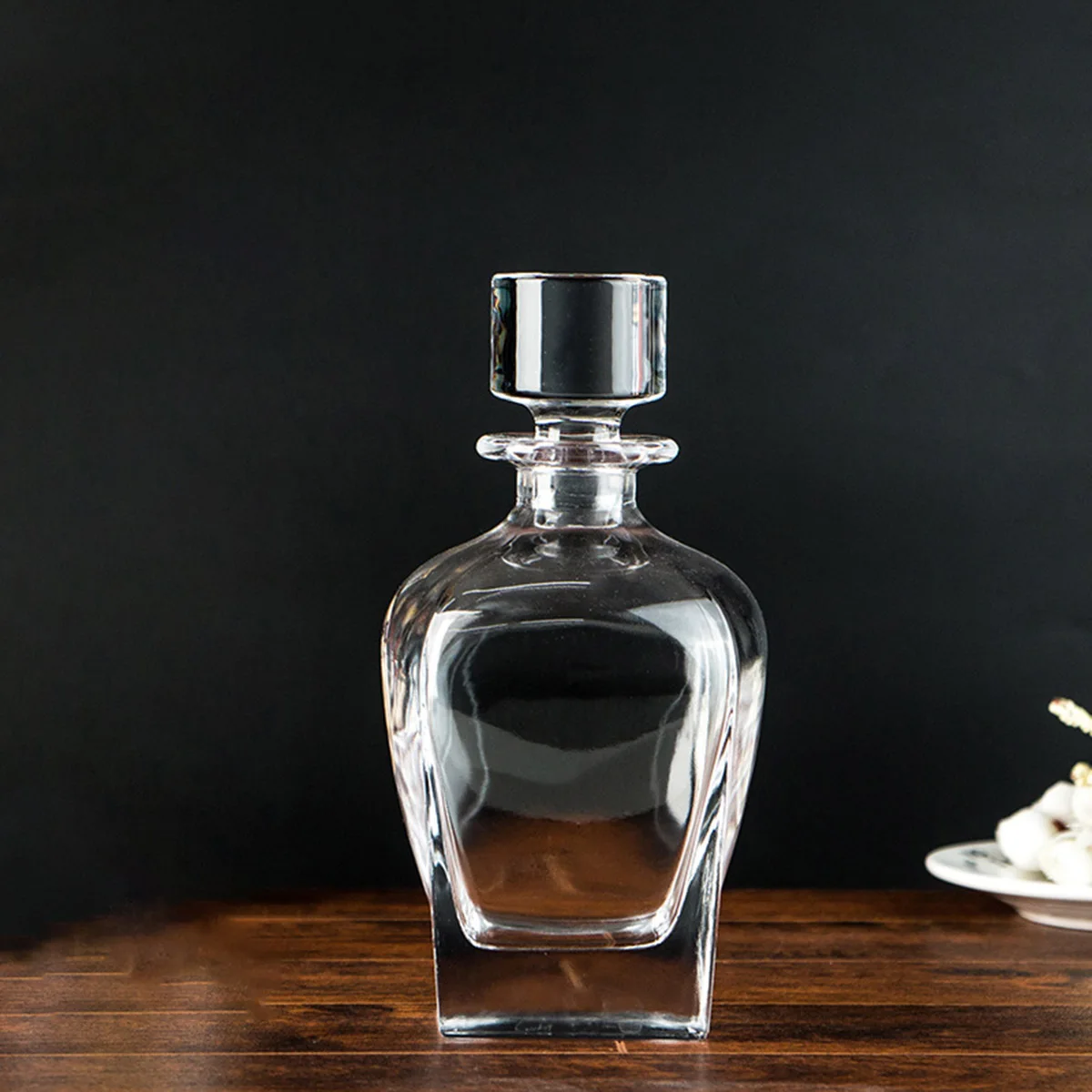 

BTCL Decanter Whisky Bottle With Lid Liquor Bottle