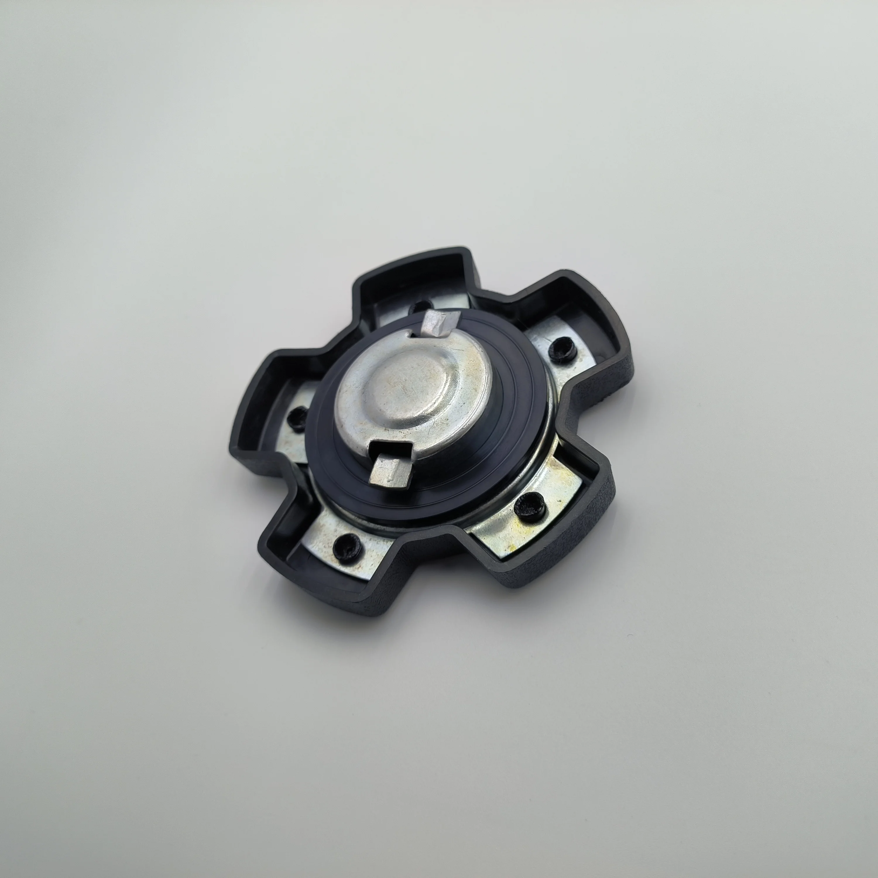 Linde Forklift Parts Lockable Fuel Tank Cap 9810000284 for H20/25/30/35 Series 351