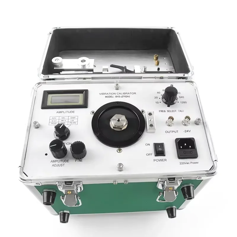 Portable Output Vibration Amplitude Display Window AC 220V Power Input Socket Vibration Meter