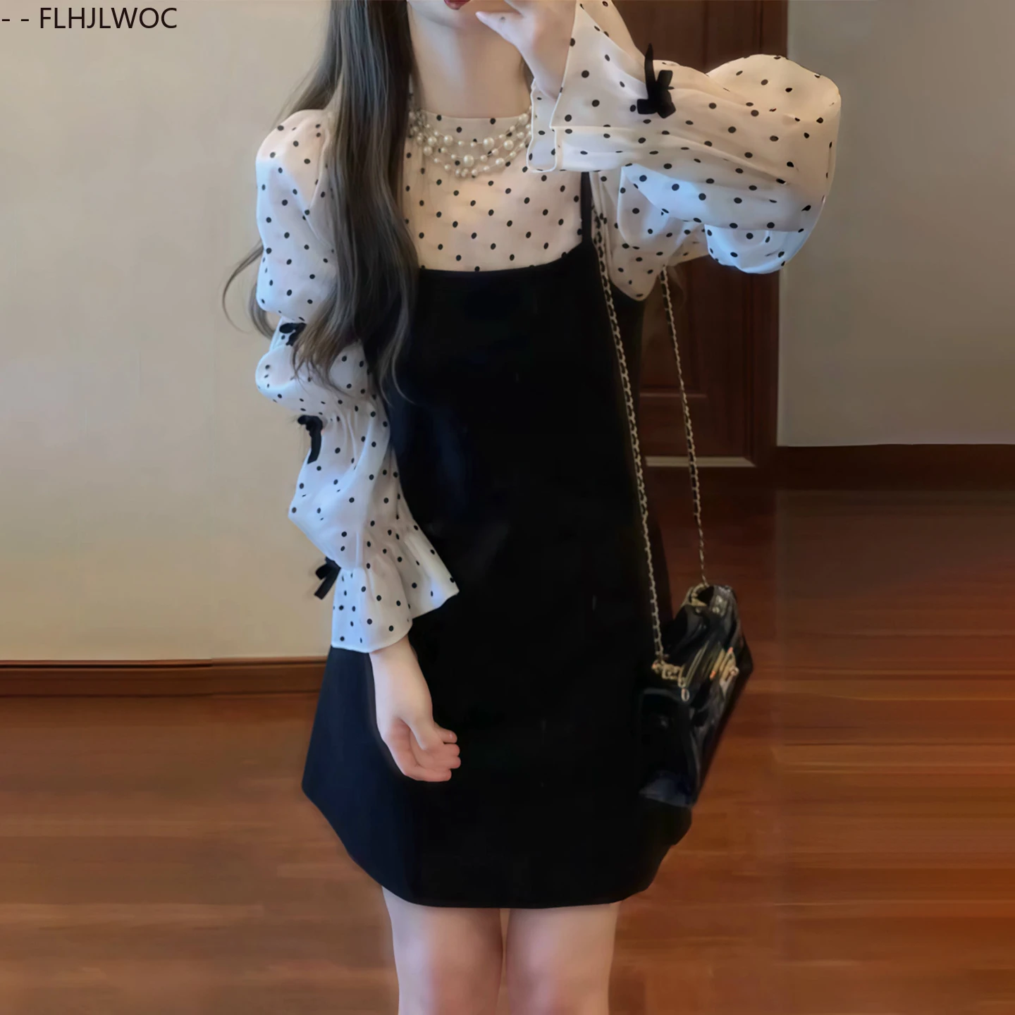 ชุดเดรสลายจุดสองชิ้นสำหรับผู้หญิง ดีไซน์เกาหลี-ญี่ปุ่น น่ารัก ทันสมัย เหมาะสำหรับวันคริสต์มาส ปีใหม่ ออกงาน หรือใส่ลำลอง