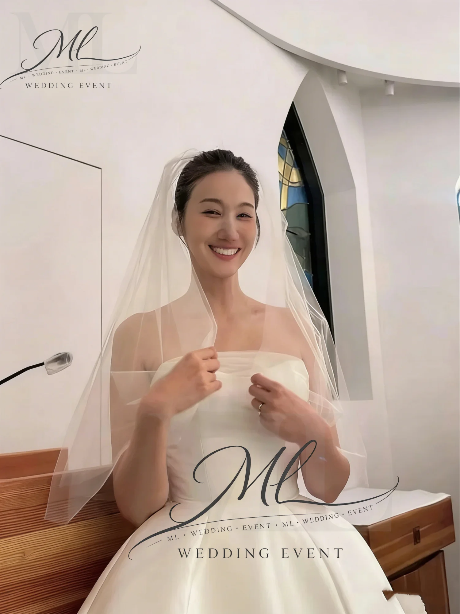 ML Customized Mini Korean Wedding Dresses Bridal Party Ball Gown Strapless Handmade Flowers Wedding Party Photo Shoot Gown