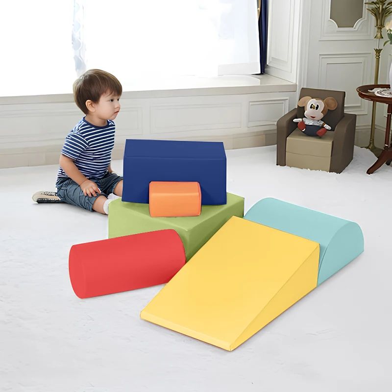 مجموعة ألعاب ناعمة للأطفال الصغار في المنتصف، ملعب داخلي للتسلق والزحف، ألعاب زاوية منزلقة ومسرح لنادي الأطفال #1