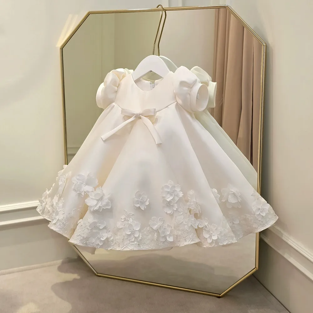 

Модное атласное платье 2026 года в корейском стиле для девочек, детское праздничное платье с цветочным узором для первого дня рождения, наряд принцессы для торжеств и ужина