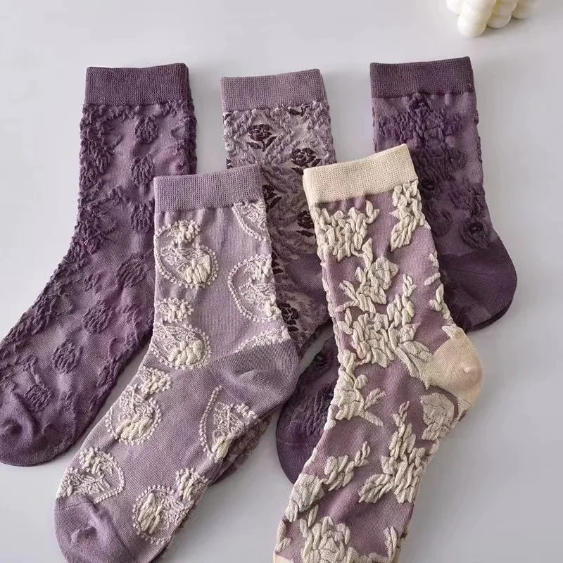 5 Pairs of New Fashion Trend Soft and Comfortable Retro Three-Dimensional Relief Purple Women\'s Socks