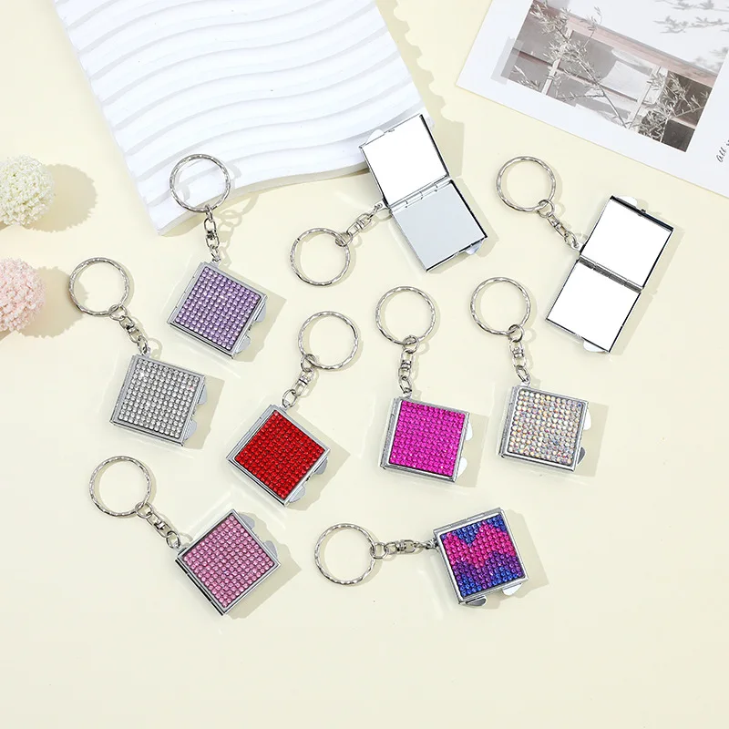 1pcs Glitter Diamond Mini Makeup Mirror Keychain Multi Functional Makeup Mirror Keychain Pendant Wedding Favors for Guests