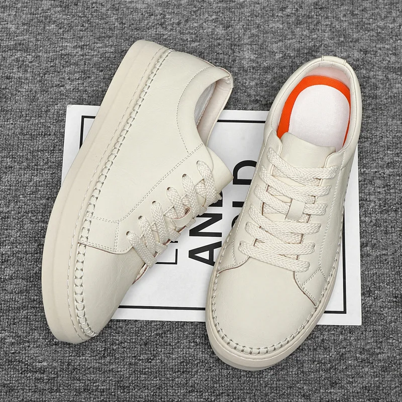 

Новая мужская повседневная обувь из натуральной кожи, бежевые туфли для скейтбординга на плоской подошве, лоферы на шнуровке для молодых людей