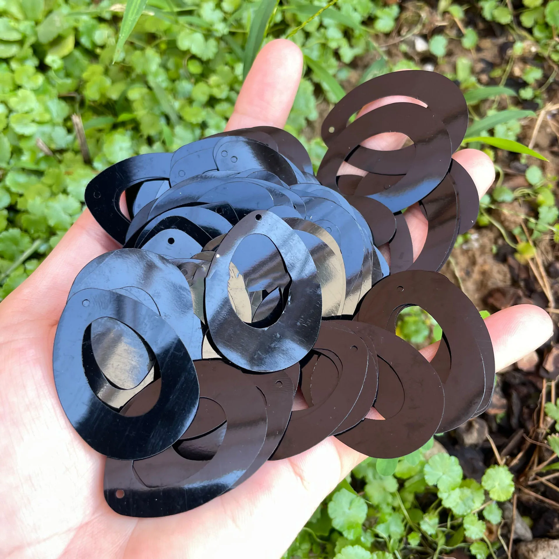 28*38mm diy Big Size Hollow Egg Drop Large Oval Sequins For Sew Garment Accessories Laser Paillettes Dance Clothing