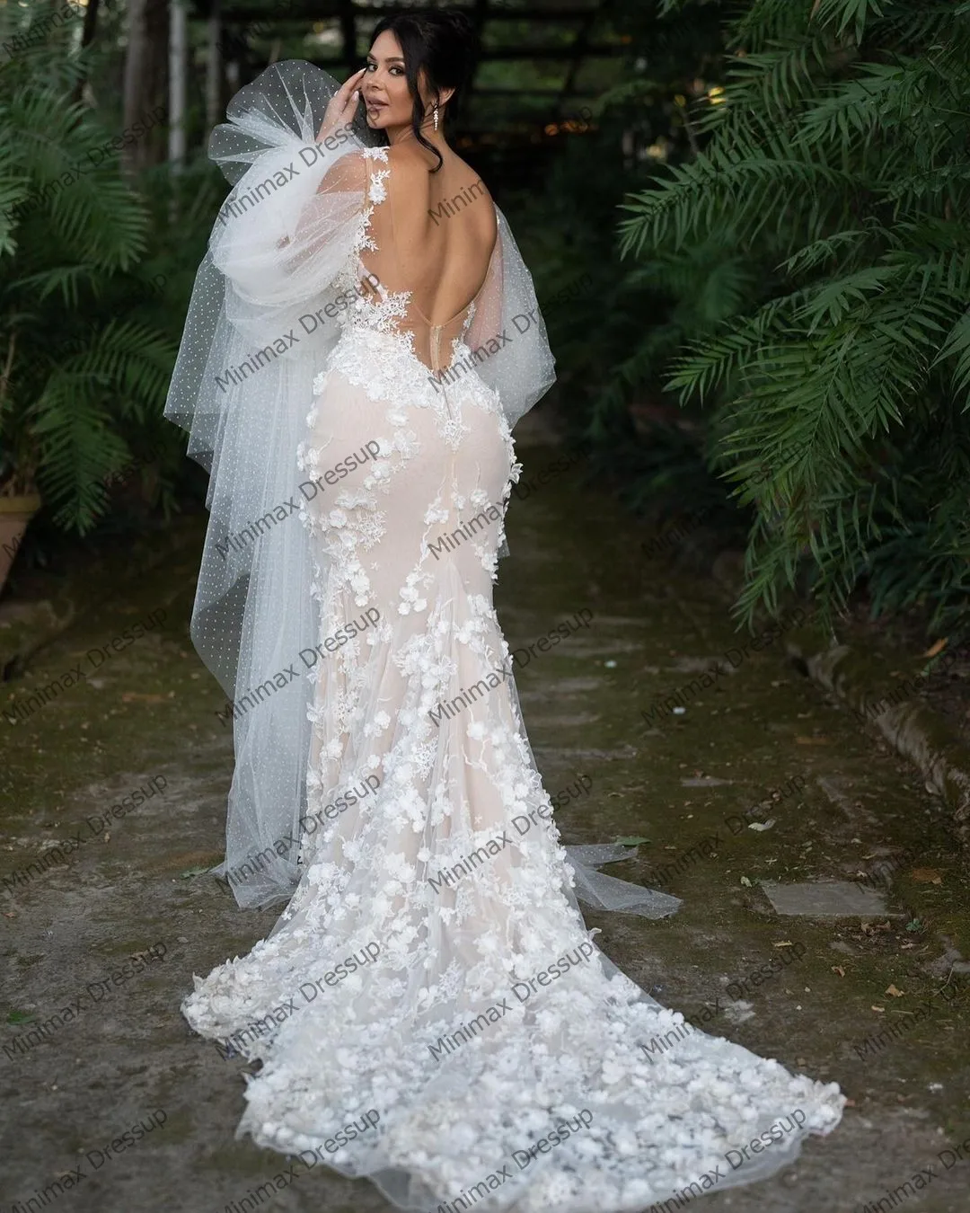 Charming Lace Floral Bridal Dresses Sexy Backless 3D Appliques Mermaid Wedding Gowns Fashion V Neck Ruffles Sleeves Wedding Dres