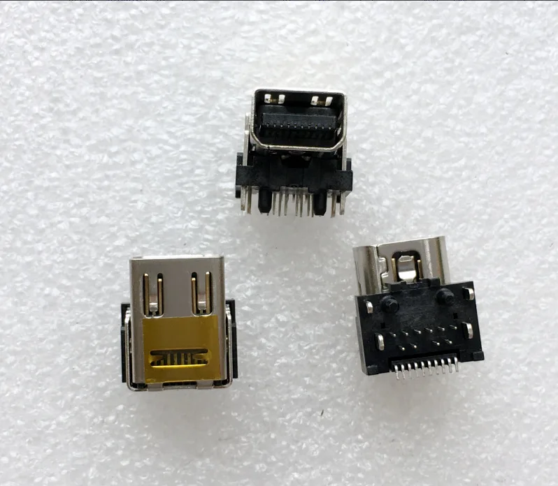 For mini DP female seat dip + SMT four-pin plug-in board raise the female seat plug it in front and stick it with 20P connector.