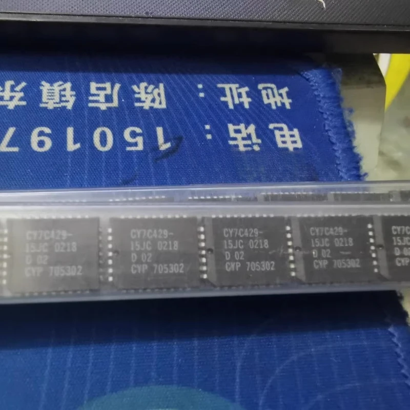 

2 шт./лот CY7C429-15JC PLCC-32 CYPRESS 256/512/1K/2K/4K X 9 асинхронный FIFO