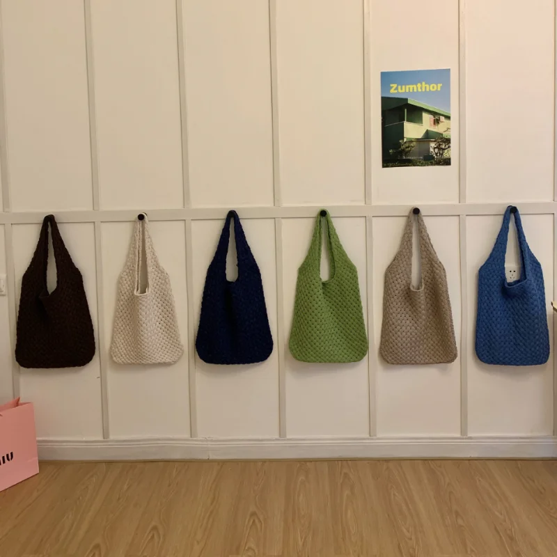 Women's Shoulder Bags Casual Straw Wicker Woven Ladies Handmade Totes Large Capacity Summer Beach Female's Messenger Bag