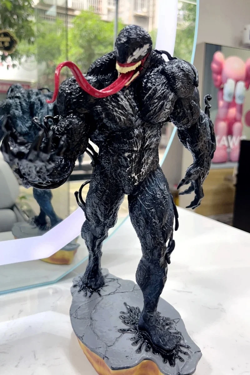 30cm Superbohater Venom Spiderman Movie Figure Action Toys Model Marvels Long Tongue Venoms PVC Statue Model Doll Collectible Gift