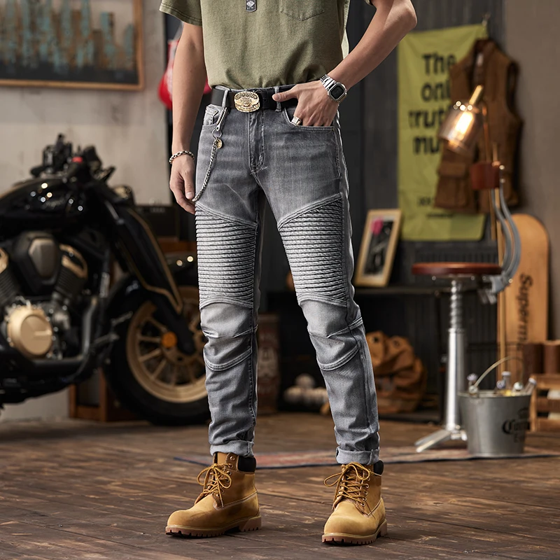 Jeans de motocicleta com design plissado masculino, calça justa e justa, costura artesanal, tendência alta, nova