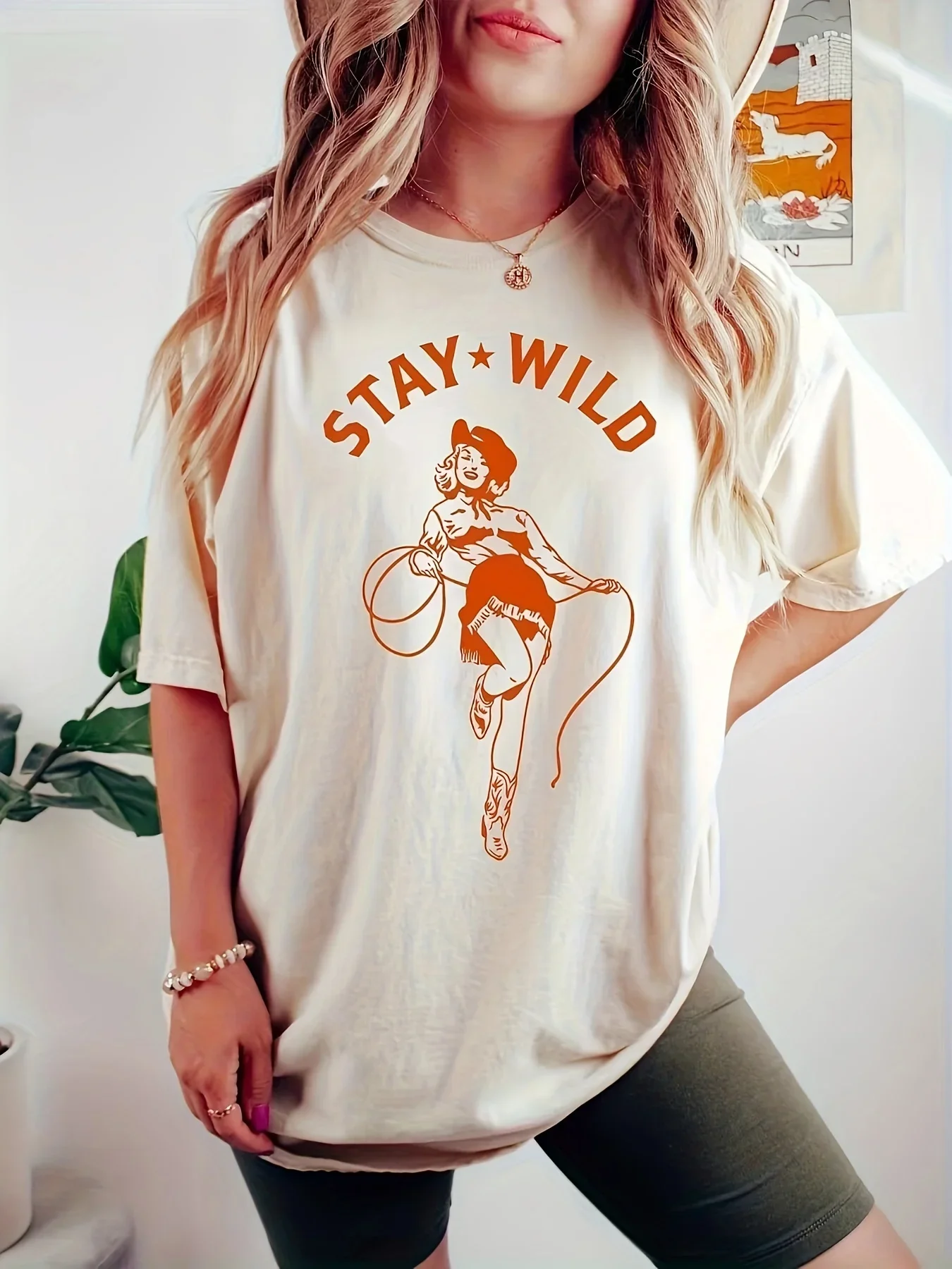 

Stay Wild Print T-shirt - Women's Casual Short Sleeve Crew Neck Top for Spring & Summer