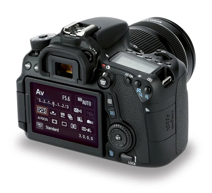 Canon 70D DSLR Camera with canon 18-135mm lens