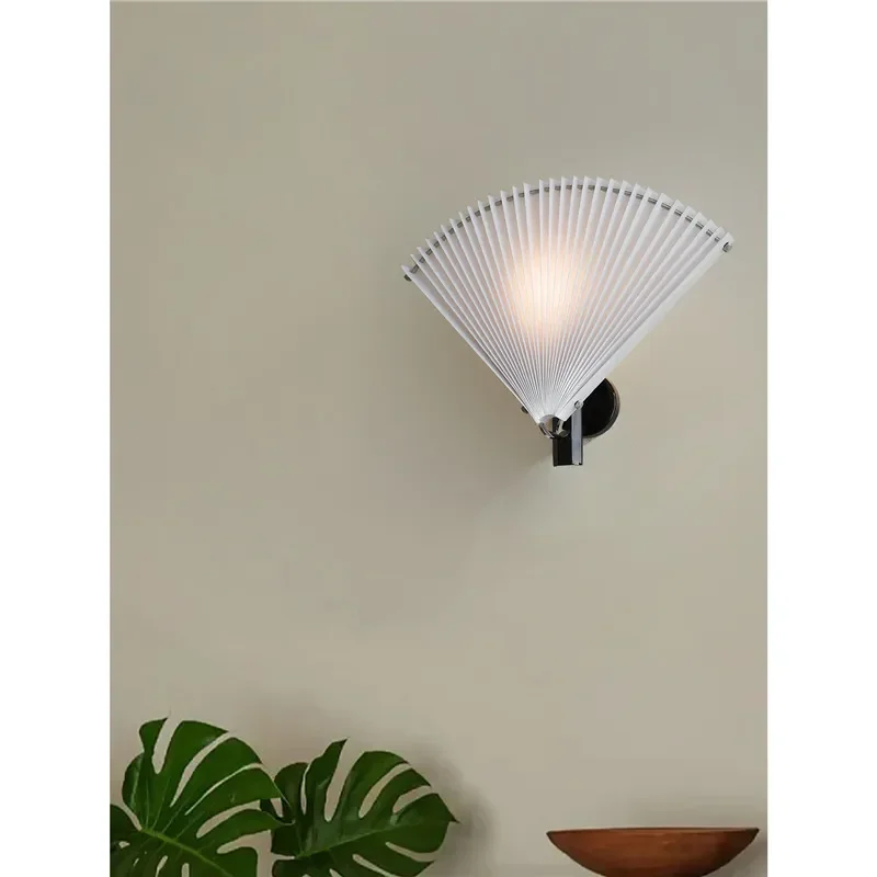 Vintage Wall Sconce Medieval Style Wabi Sabi Retro Bedroom Bedside Light for B&B Hotel Decor Modern Minimalist Indoor