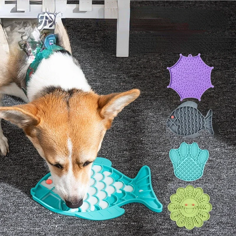 Fish Shape Silicone Bowl Dog Lick Mat Slow Feeding Food Bowl For Small Medium Dogs Puppy Cat Treat Feeder Dispenser Pet Supplies